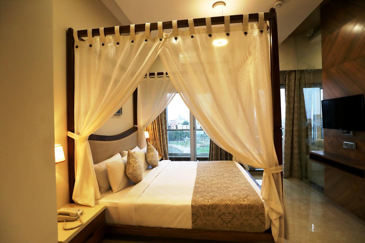 Vits Devbhumi, Dwarka Hotel Luaran gambar
